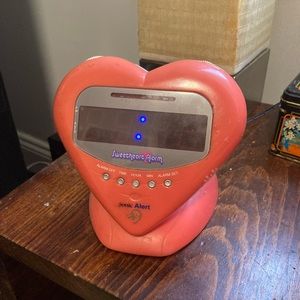 Vintage sweetheart alarm
